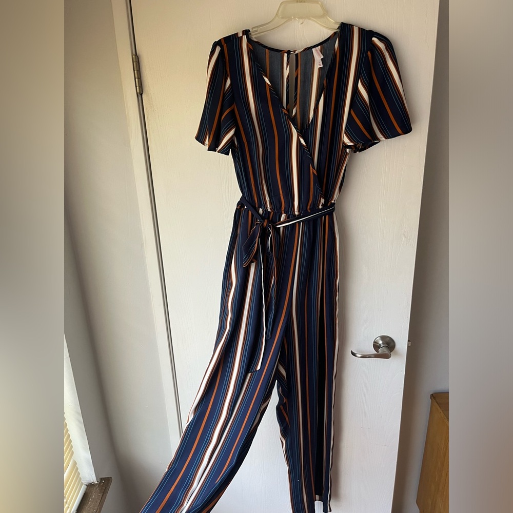 Women’s Xhilaration jumpsuit - size small